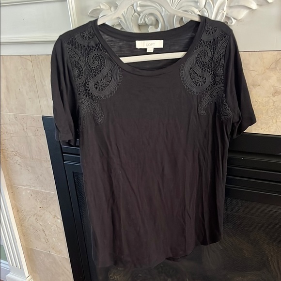 LOFT Black paisley detail Short Sleeve Tee - Picture 1 of 4